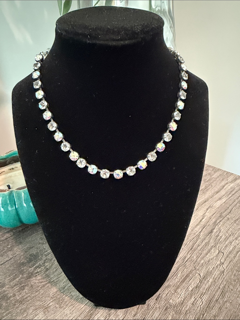 Sabika Happy London choker